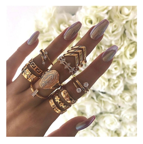 Jewelry - 🎀13pc Virgin Mary Flower Leaf Gold Ring Set